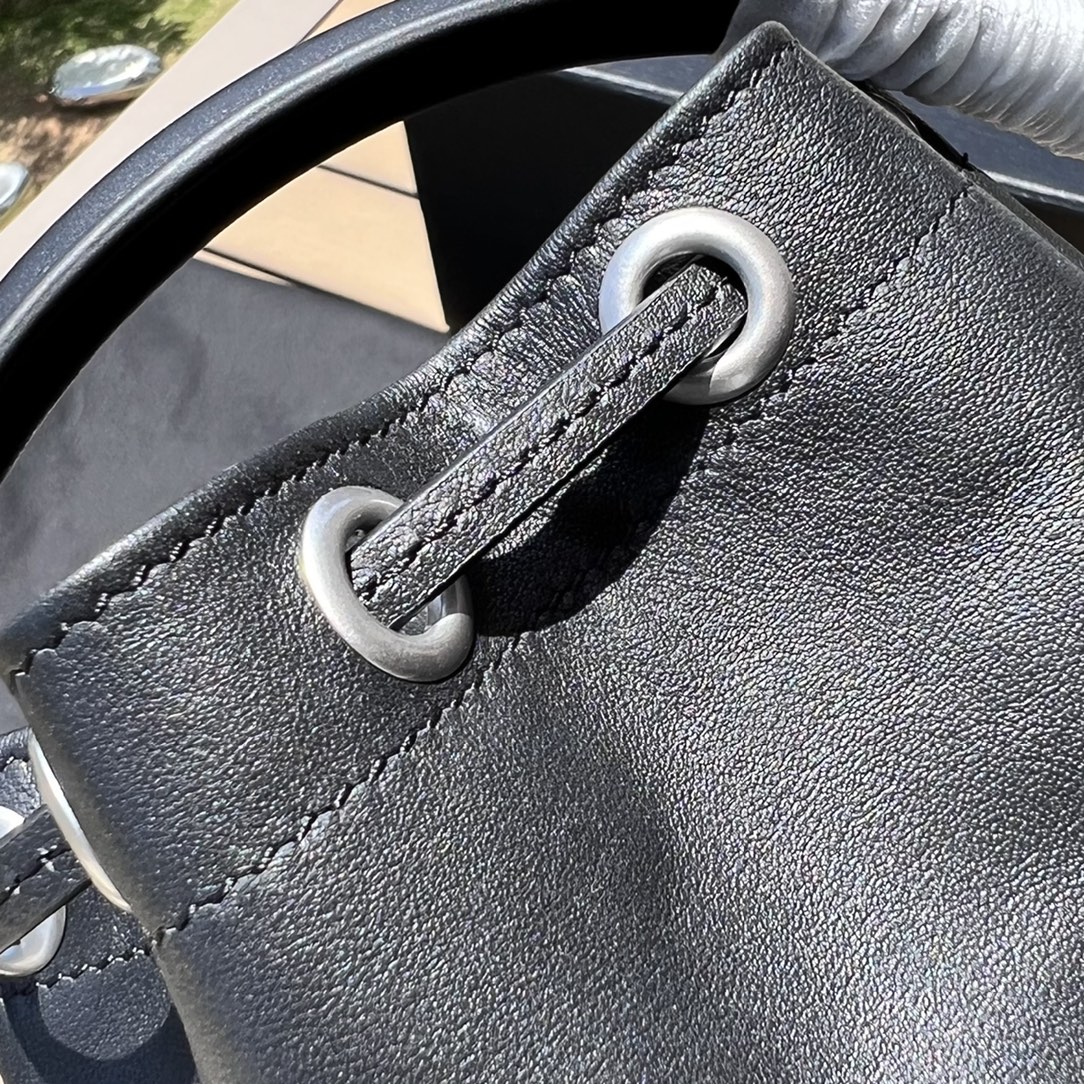 Saint Laurent: 170486