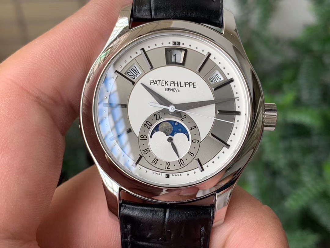 Patek Philippe Patek Philippe 5205G-013 watch