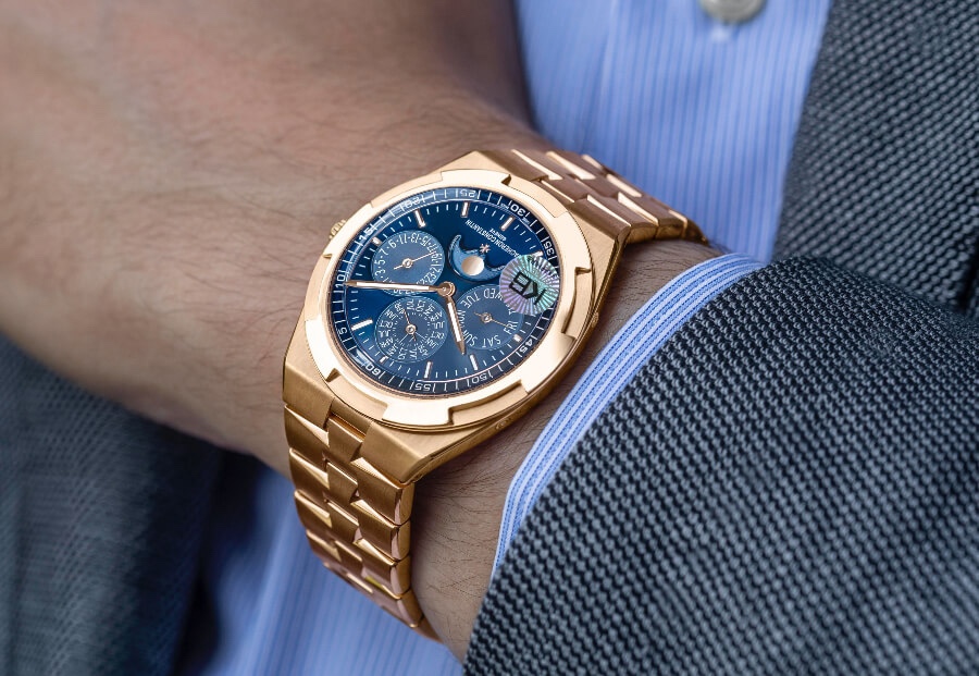 Vacheron Constantin's 4300V/120G-B102