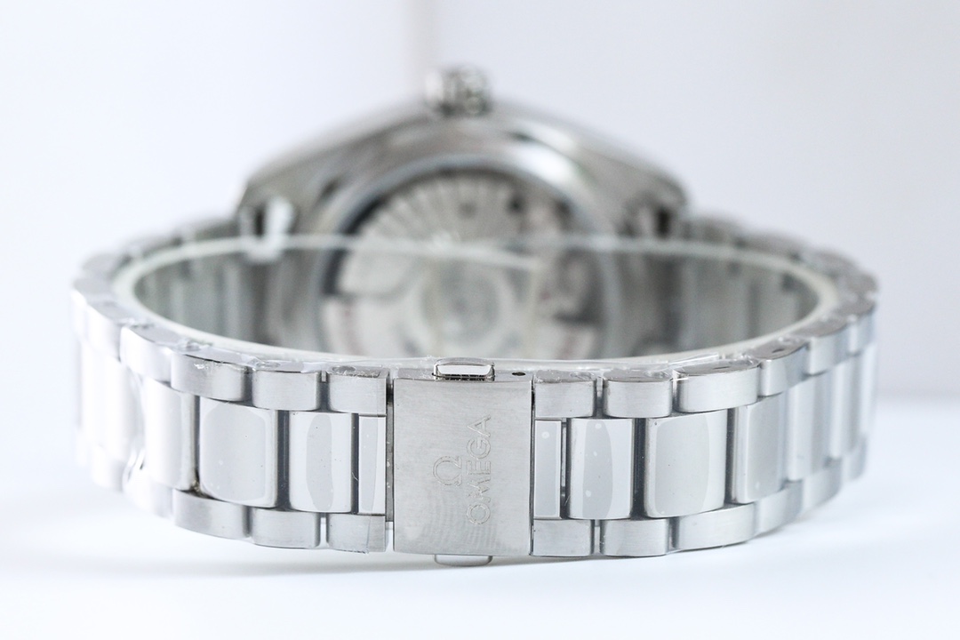 Omega Seamaster 150m women's mechanical watch - 34mm,