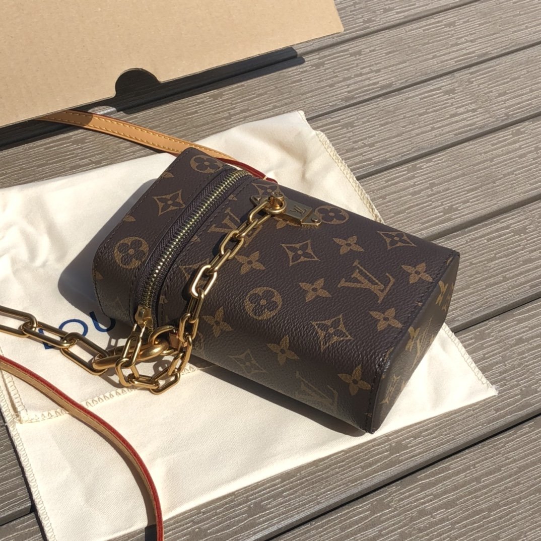 LV163692 bag