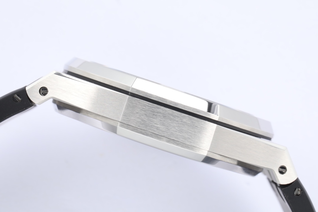 The Audemars Piguet Royal Oak Tourbillon is more comfortable to wear with