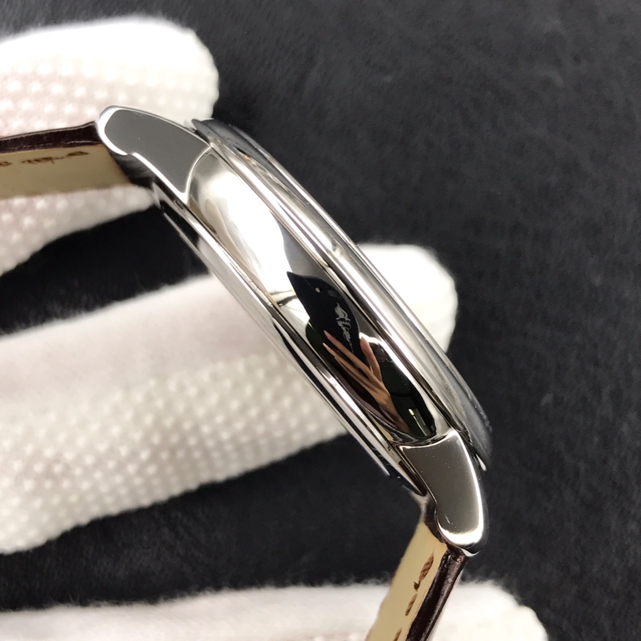 Omega’s new De Ville is a replica of the most powerful Omega De Ville watch