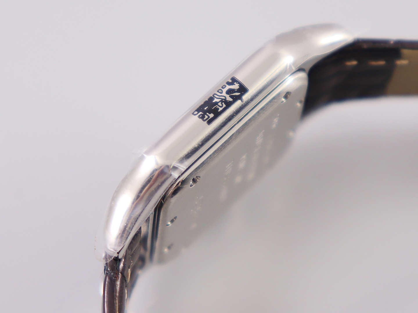 Cartier cheetah watch size: 27 x 37 mm, 22*30 mm,