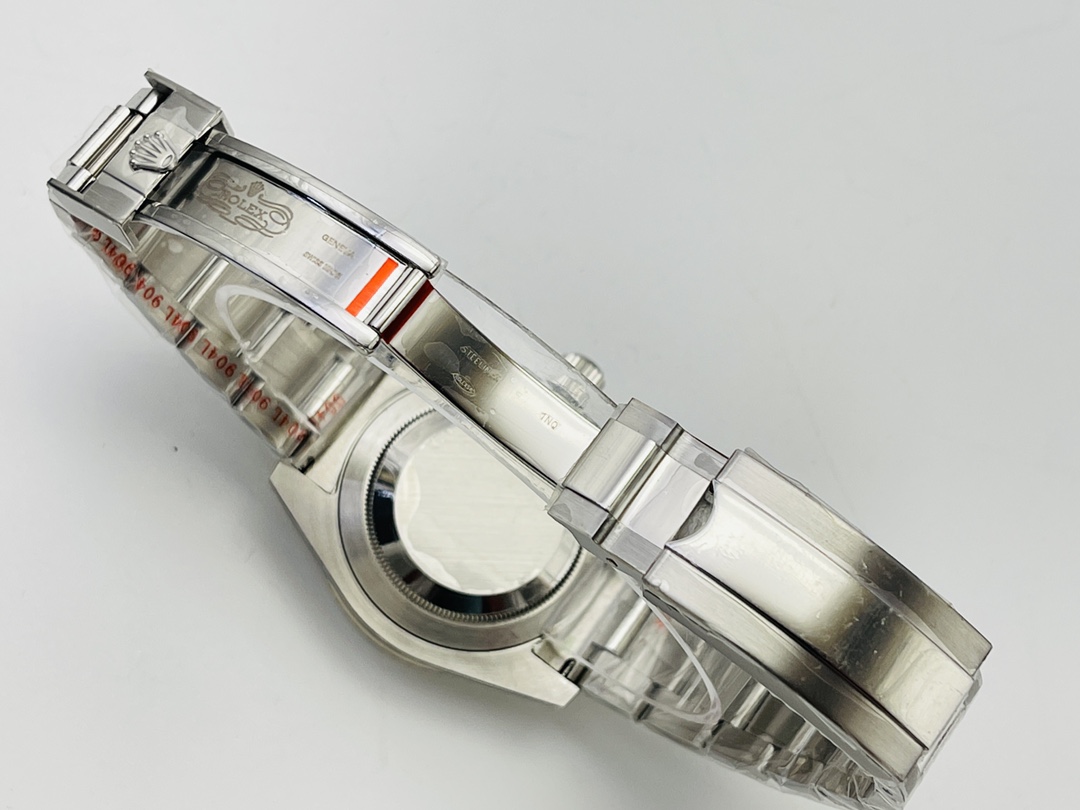 Rolex Greenwich 116758-SARU