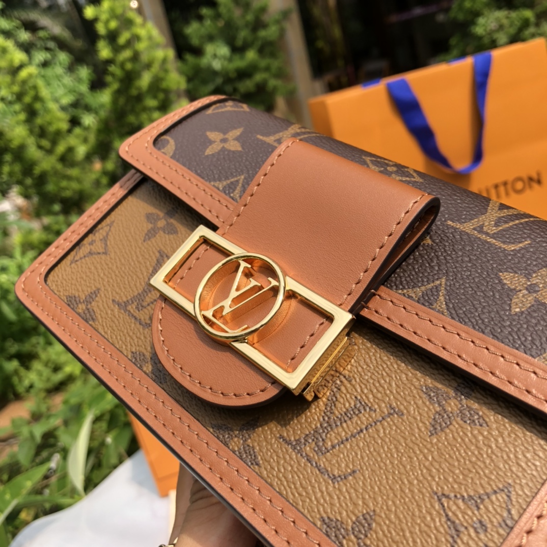 LV164609 bag