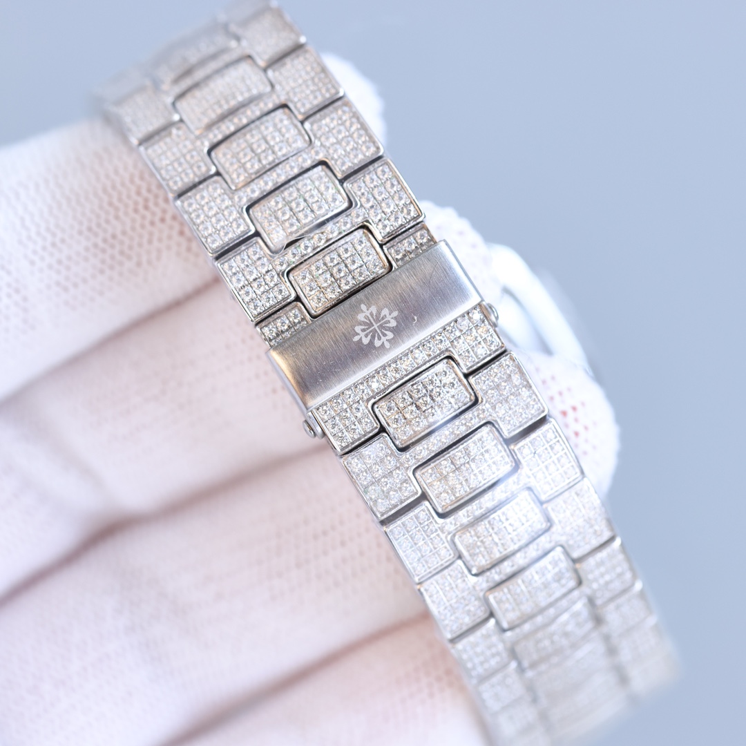 Patek Philippe sports series Nautilus, 5719/1G-001 watch,