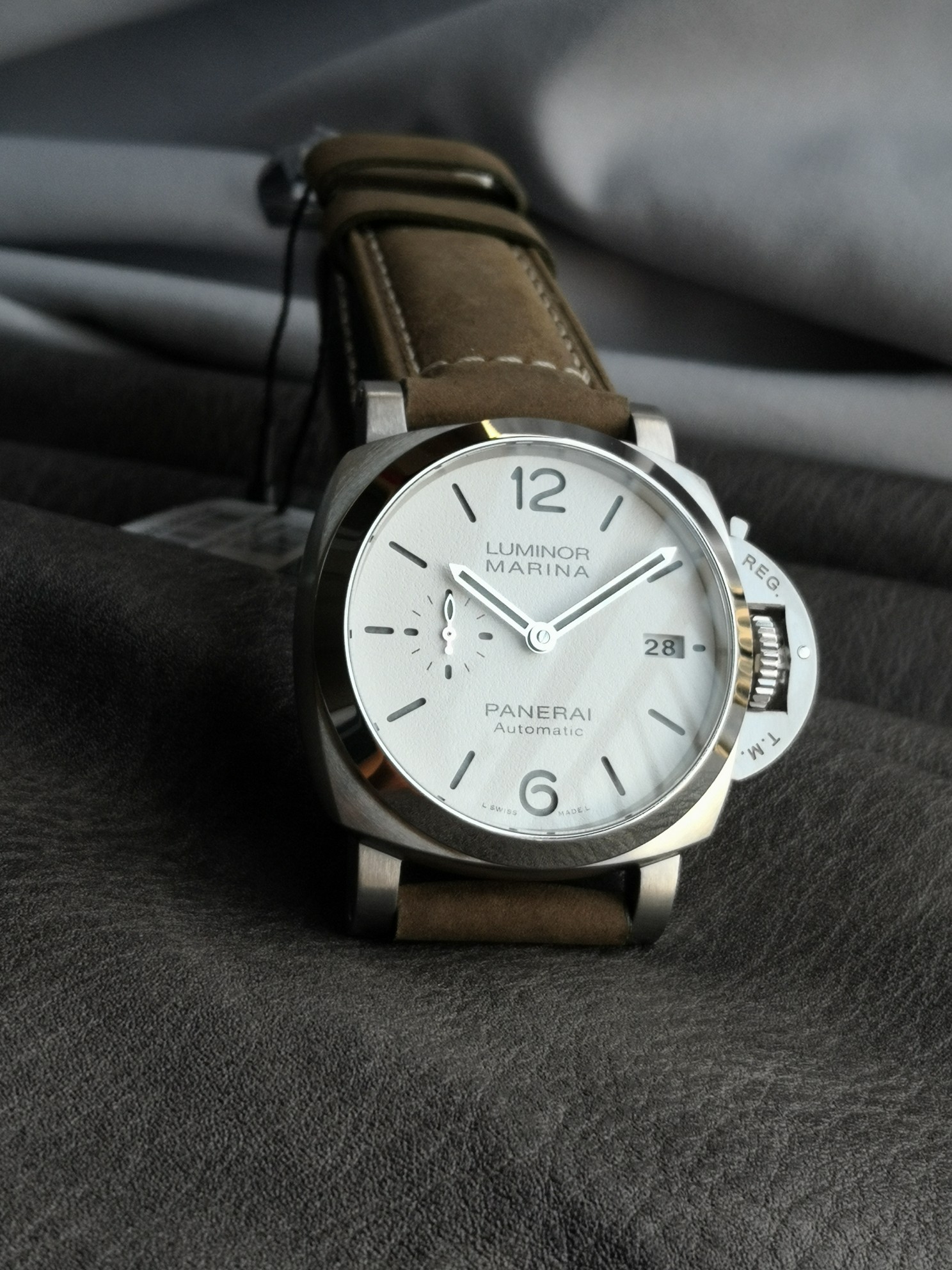 Panerai Lumino series PAM01394, more efficient
