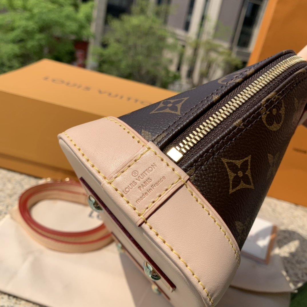 LV163284 bag