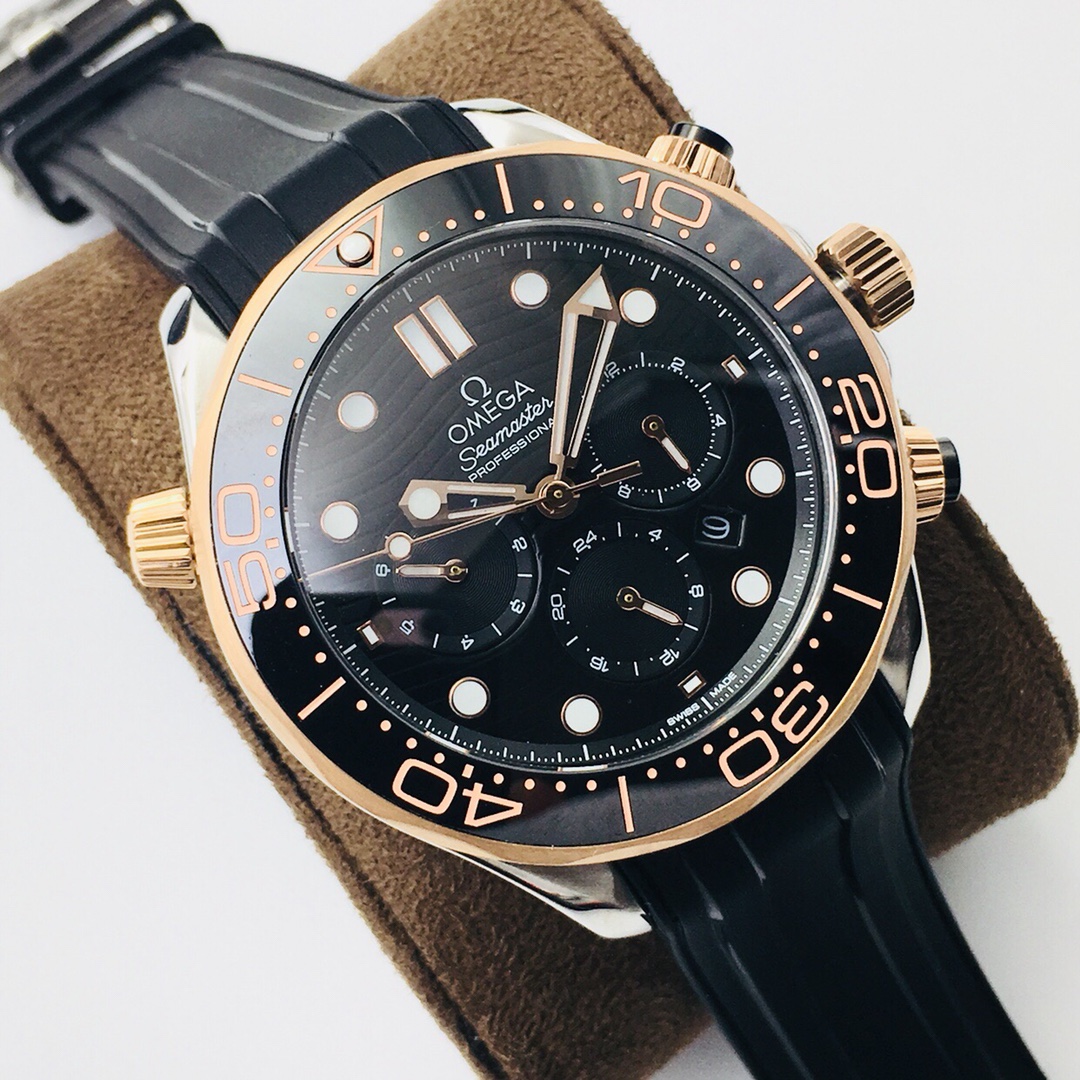 OMEGA's new Seamaster 300M series multi-functional men's watch! Details: