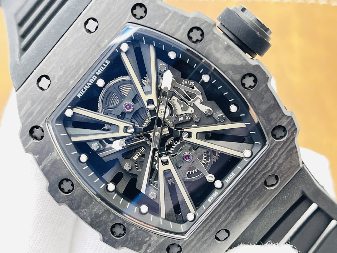 Chad Mille 35-03 blue watch is a watch