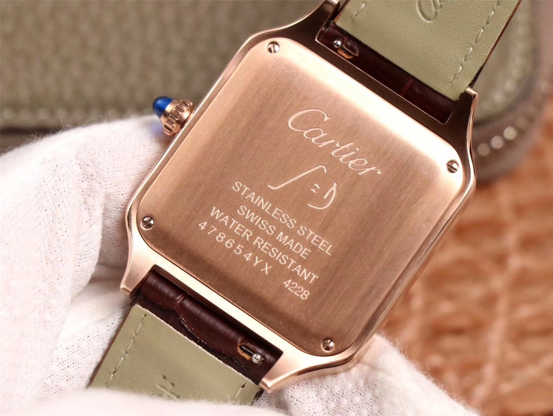 Cartier Santos' latest SANTOS-DUMONT couple series watch