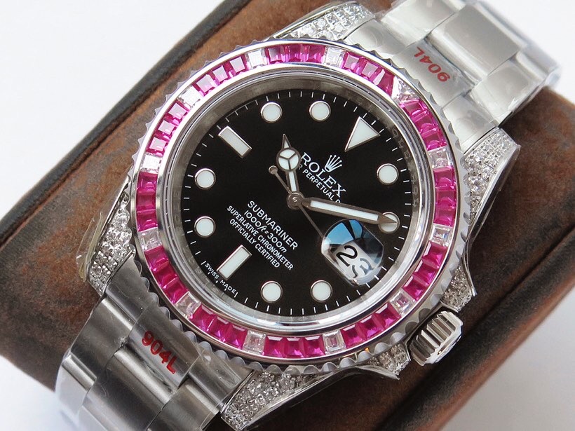 Rolex GMT-Master II Diamond Custom Edition 116765-SARU