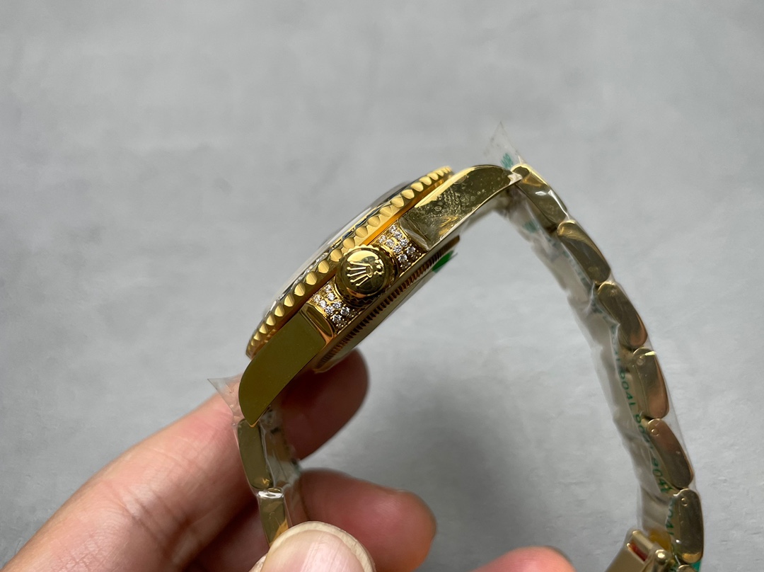 ROF luxury masterpiece, Rolex Submariner rear diamond custom version!