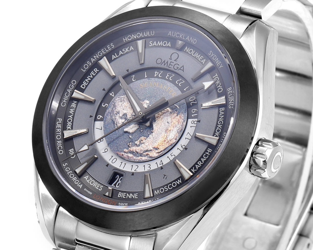 Omega Speedmaster World Time 220.10.43.22.03.001