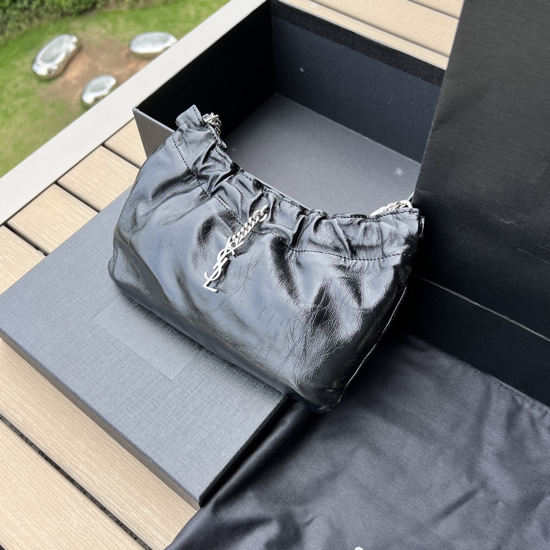 Saint Laurent: 170480