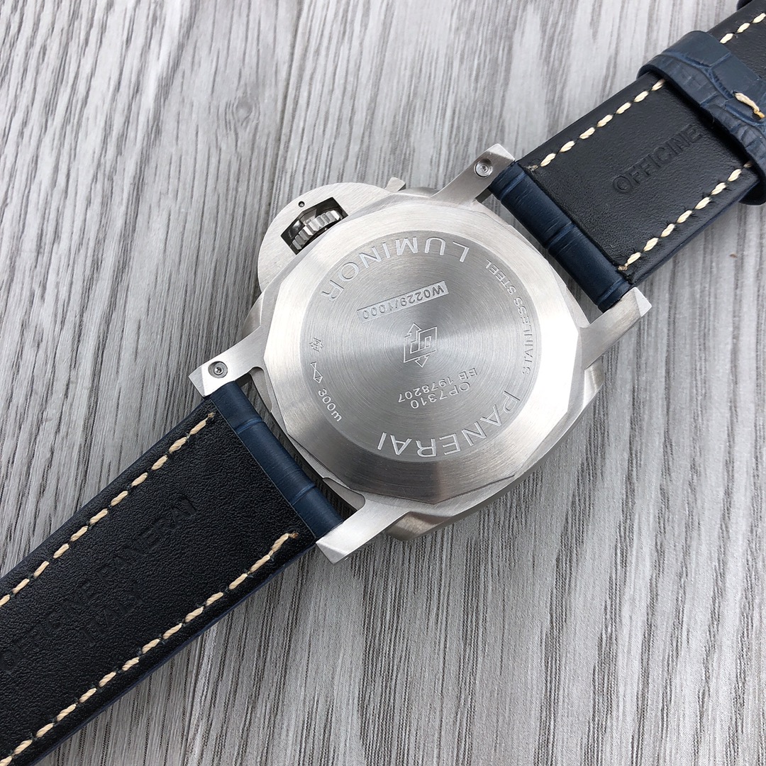 Panerai Lumino series PAM01359