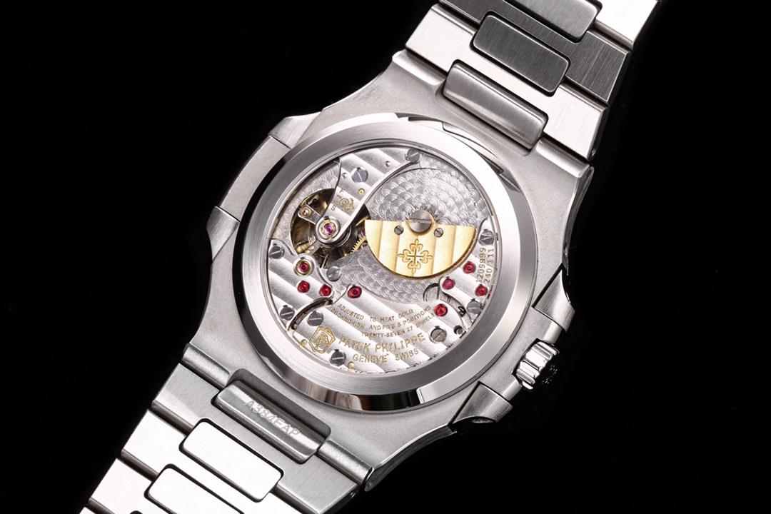 Patek Philippe Nautilus 5712/1A-001 multi-function watch