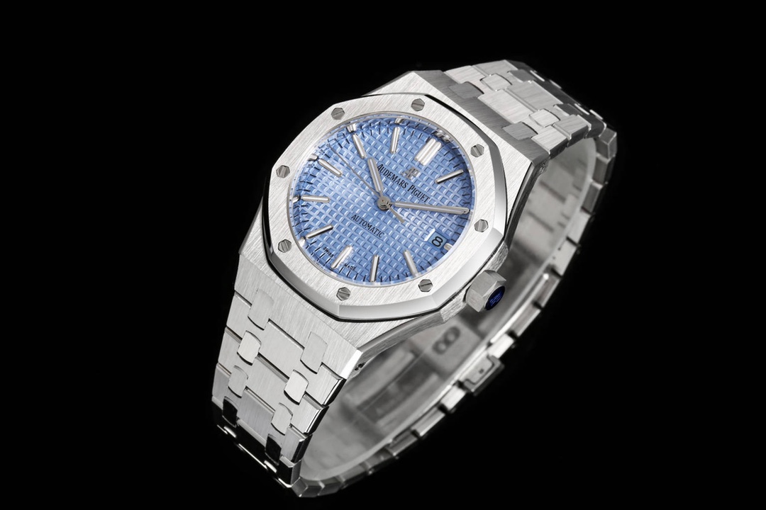 Audemars Piguet Royal Oak models 15550ST - 15451ST