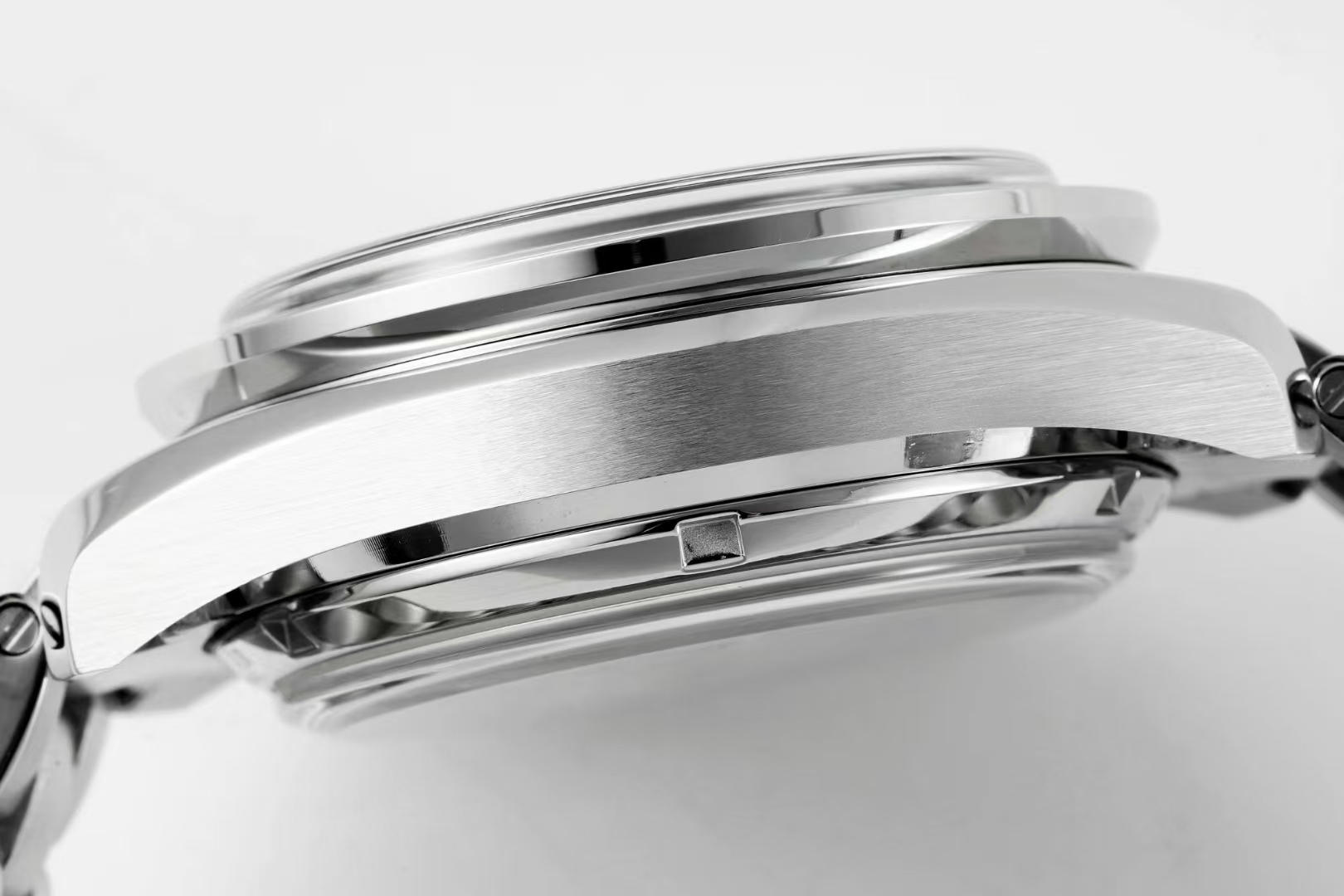 Omega Speedmaster series running seconds chronograph mechanical men's watch