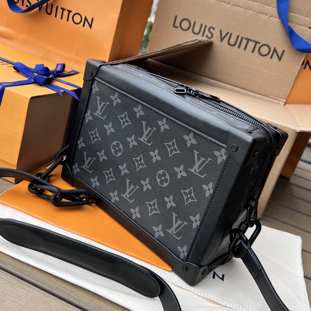 LV164483 men's and women's bag