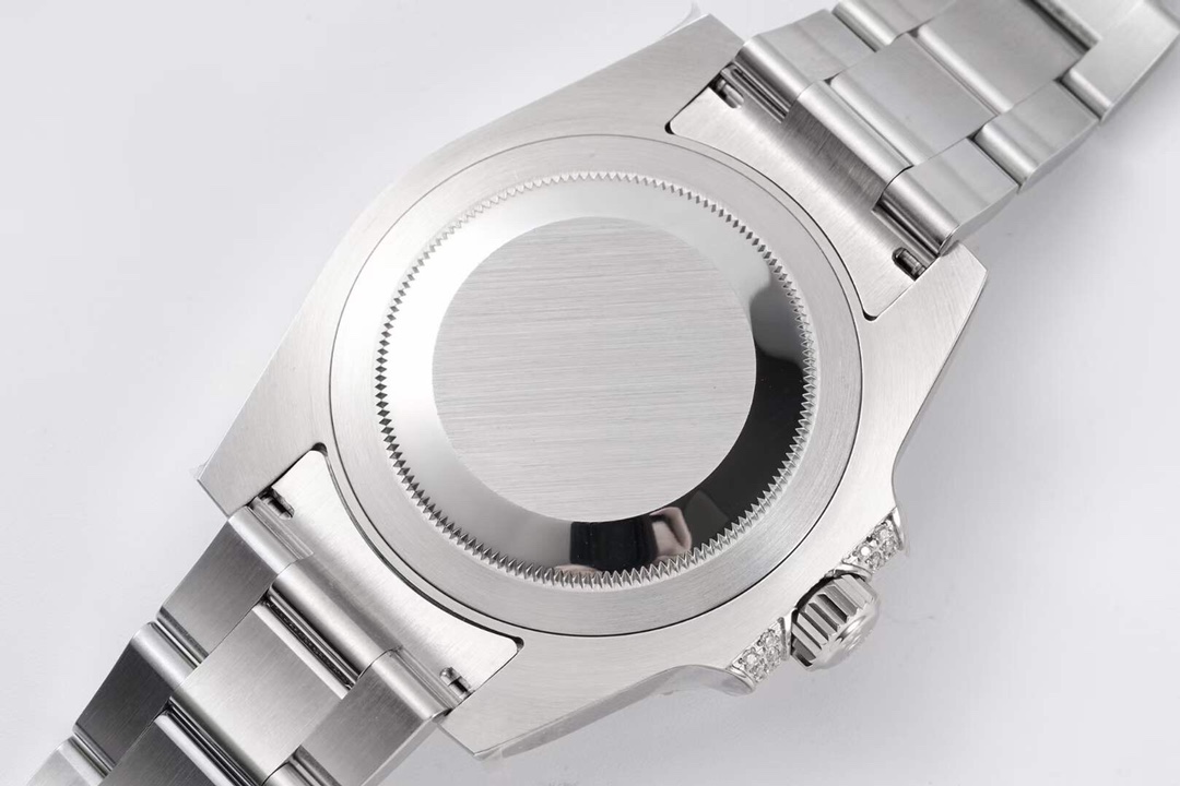 Rolex Greenwich-Master 116759 SAru-78209 Custom Edition with Diamonds on the Back