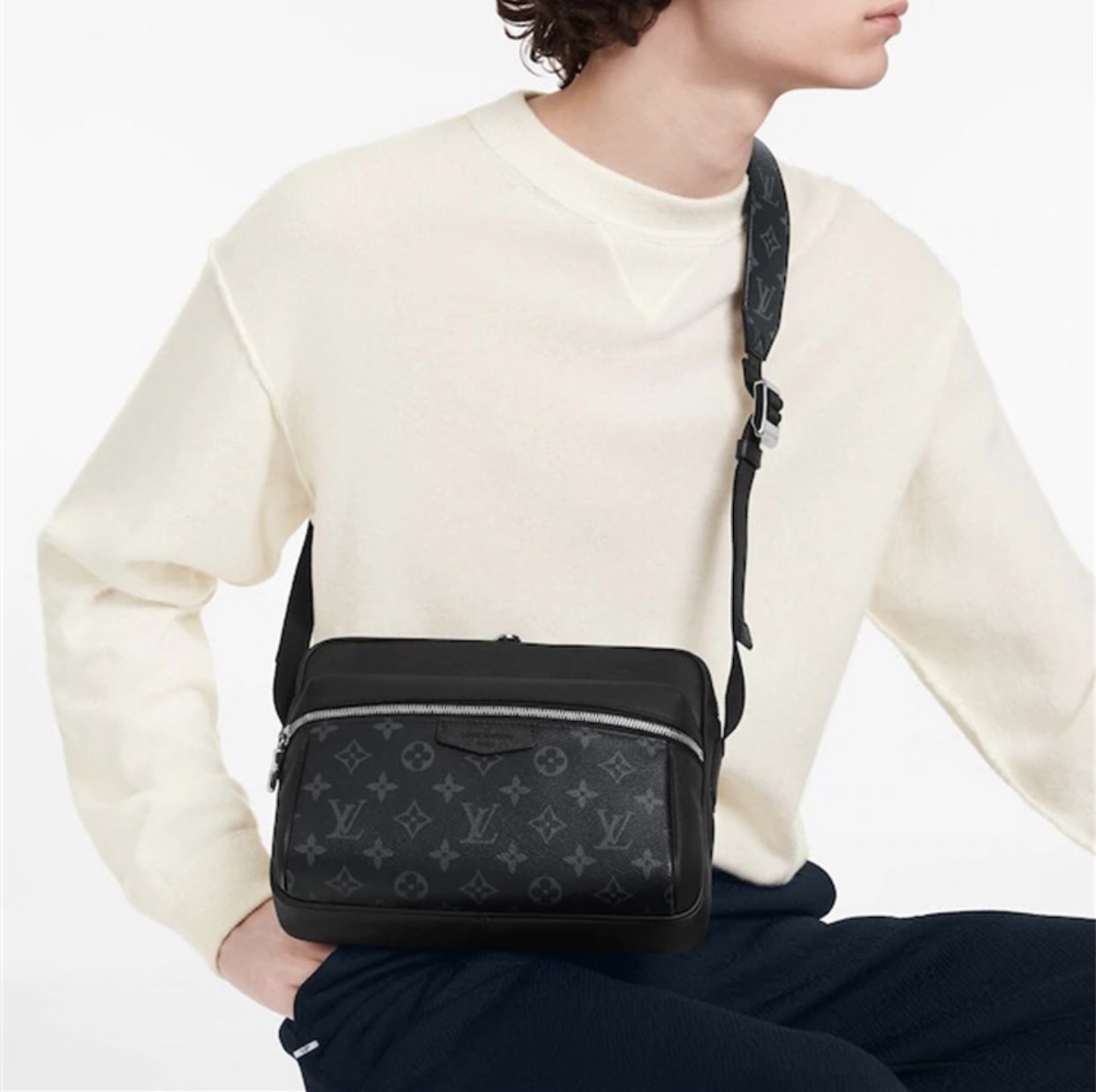 LV164351 men's bag