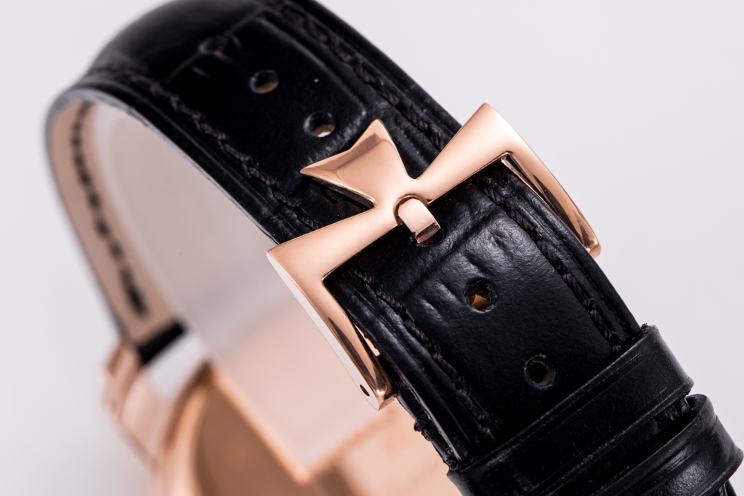 Vacheron Constantin Malta Series 42005 dual-time watch, elegant and noble