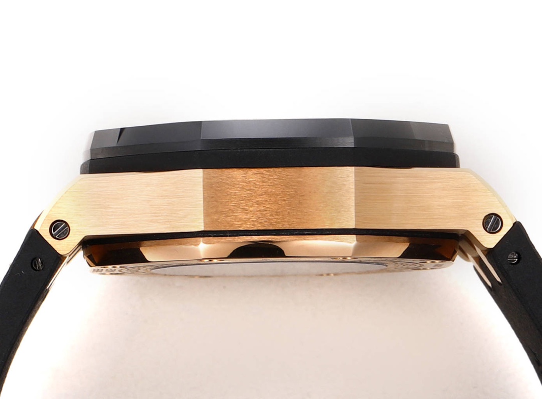 Audemars Piguet Royal Oak Offshore 26405CE.A056CA.01 series