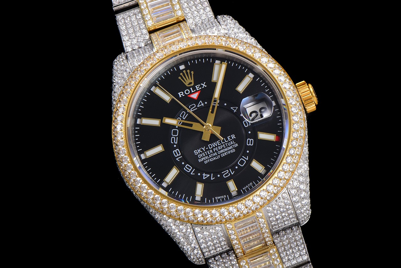 Rolex Sky-Dweller. Sky-Dweller custom version is coming 655982