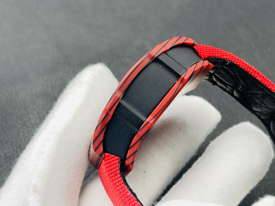 Richard's new super version RM055!