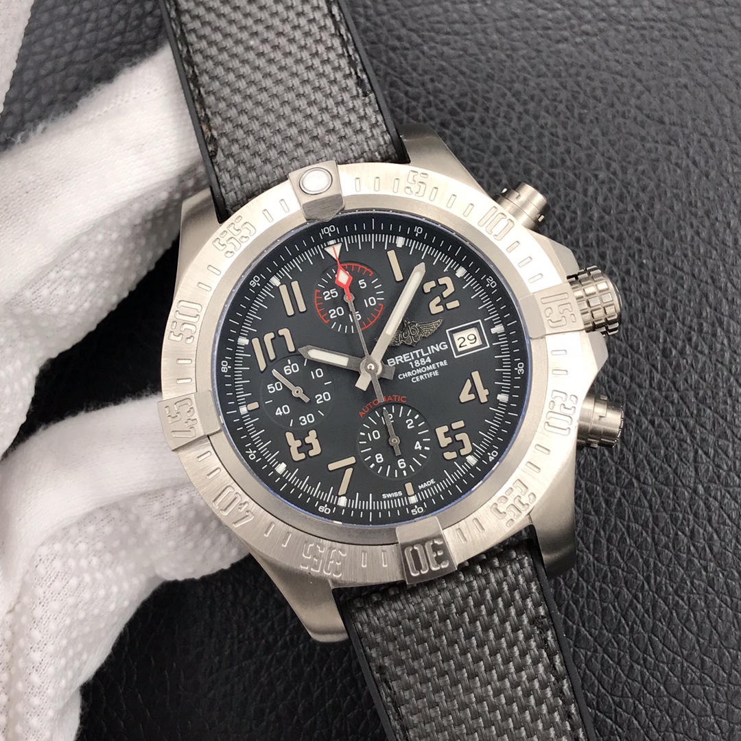 Breitling's new watch BREITLING AVENGER BANDIT