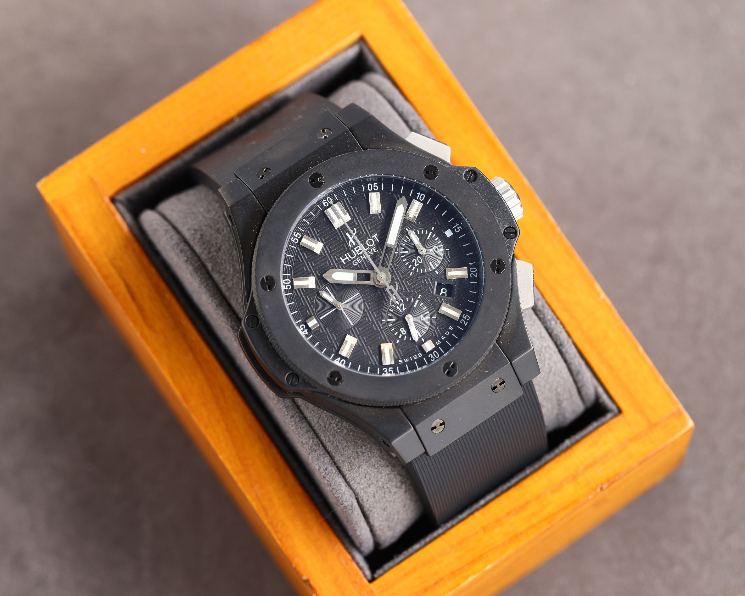 The new HUBLOT BIG BANG soul series MECA-10 watch