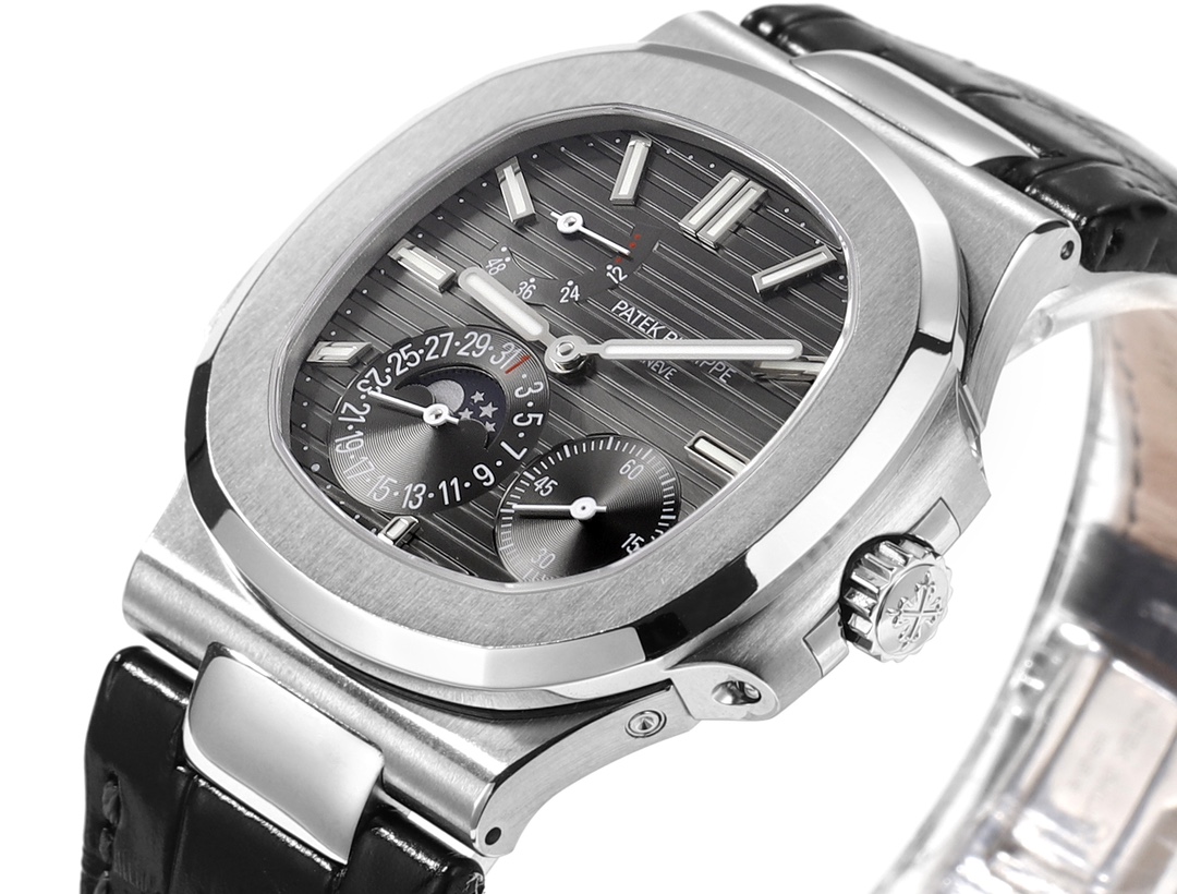 Patek Philippe 5712GR 