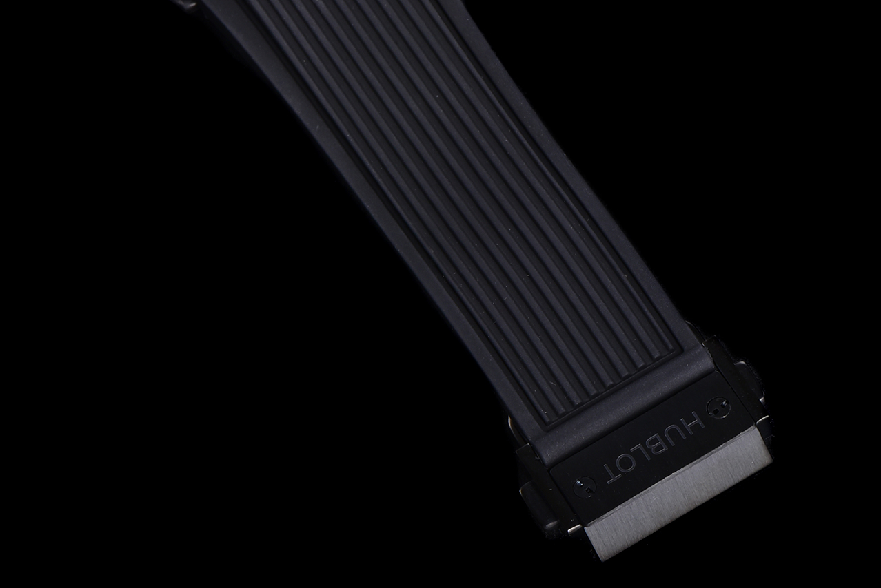 Big Bang soul series red carbon fiber watch