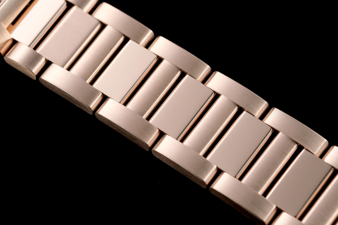 Cartier Pasha series W31074M7Pasha watch