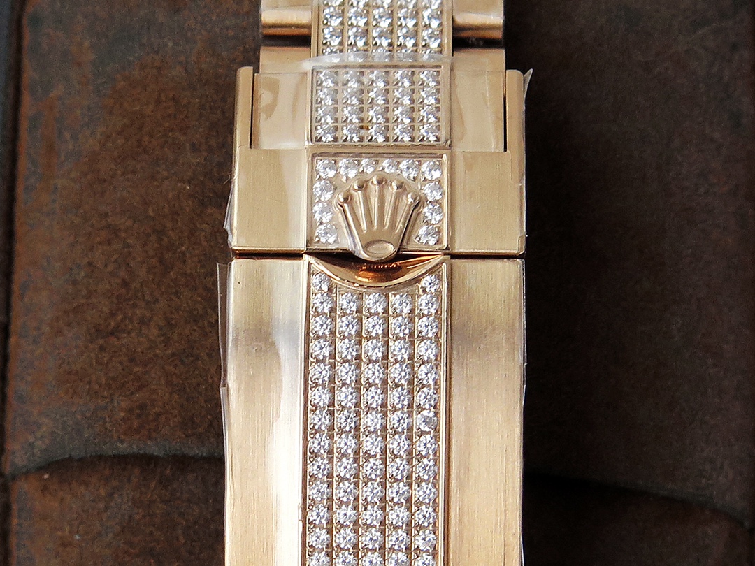 Rolex GMT-Master II Diamond Custom Edition 116761-SARU