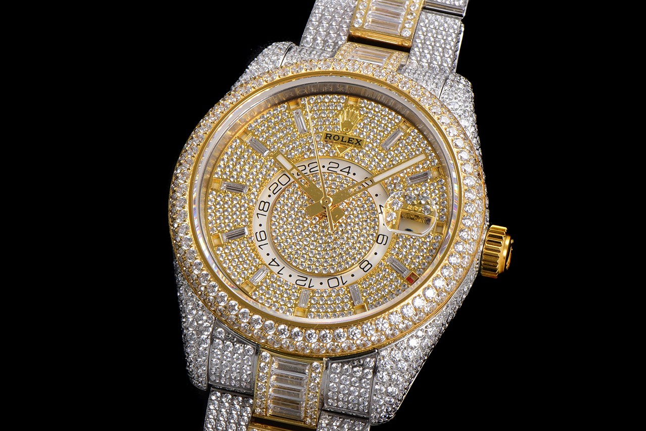 Rolex Sky-Dweller. Sky-Dweller custom version is coming 655984