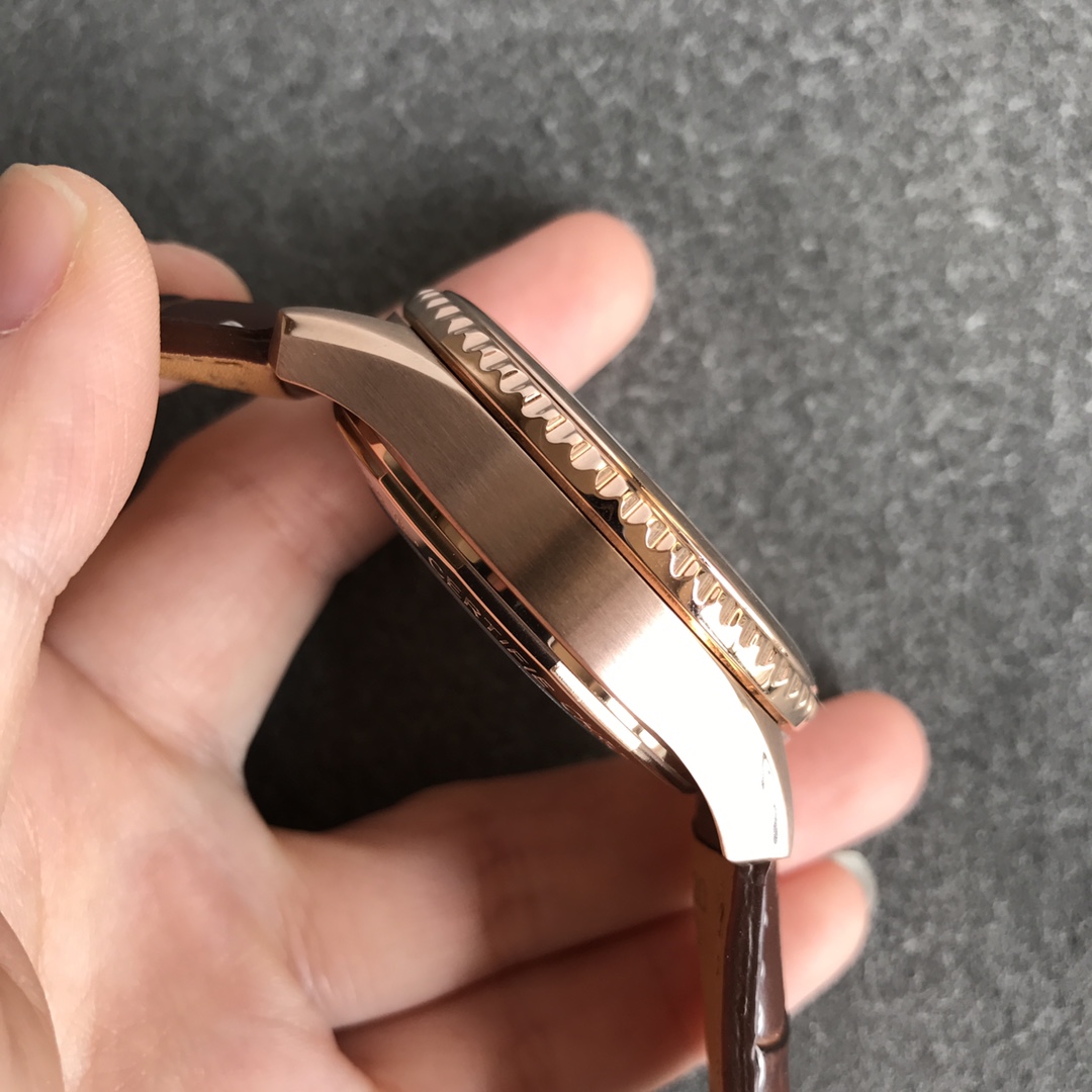 Breitling's super domineering BL Breitling Pilot 8