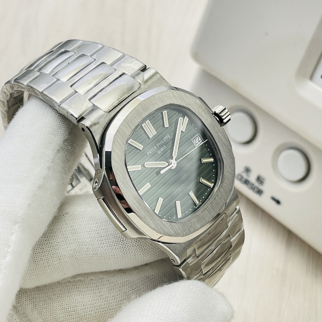 Patek Nautilus 5711 Pattek co-branded Tiffany global limited edition!