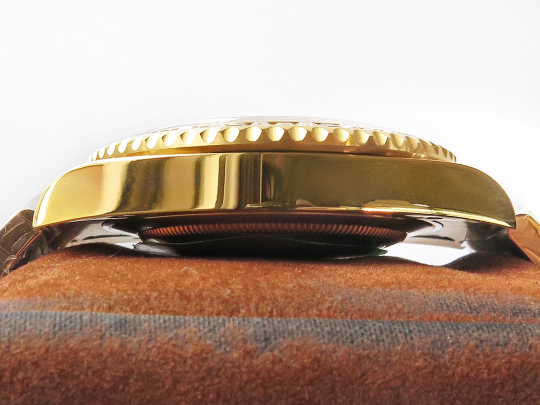 Rolex GMT-Master II Custom Edition 116763-SARU