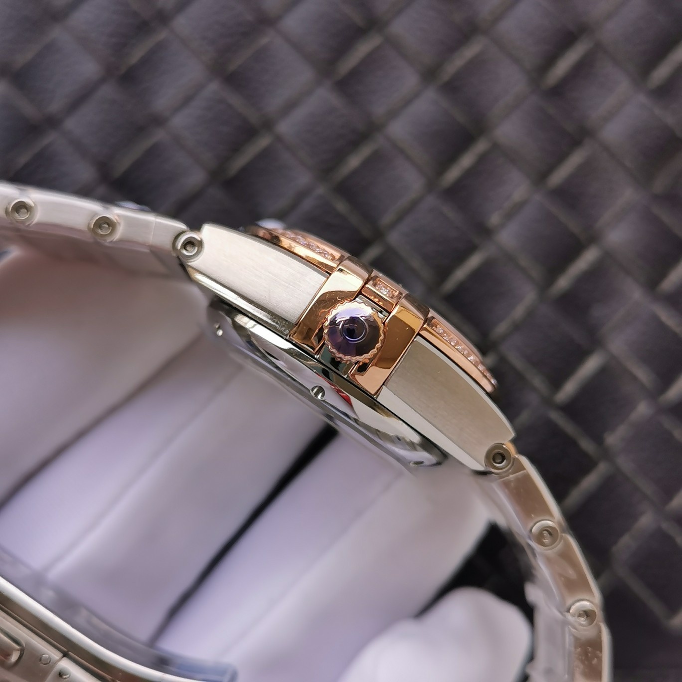 Omega Constellation Series! 29mm. As a