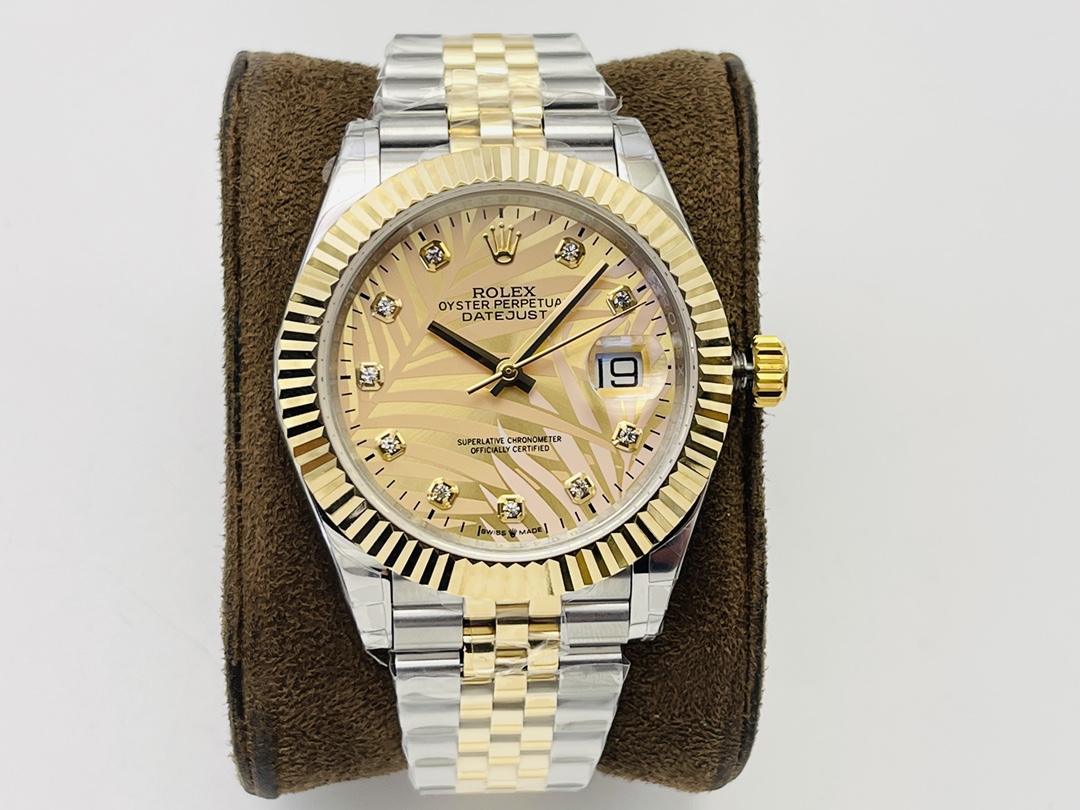 Rolex Datejust series (consistent with the original