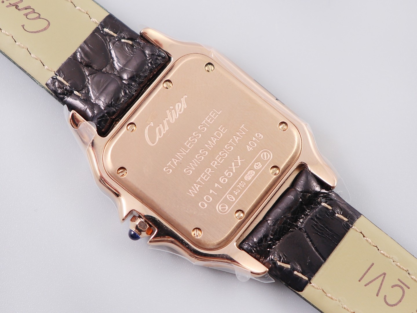 Cartier cheetah watch size: 27 x 37 mm, 22*30 mm,