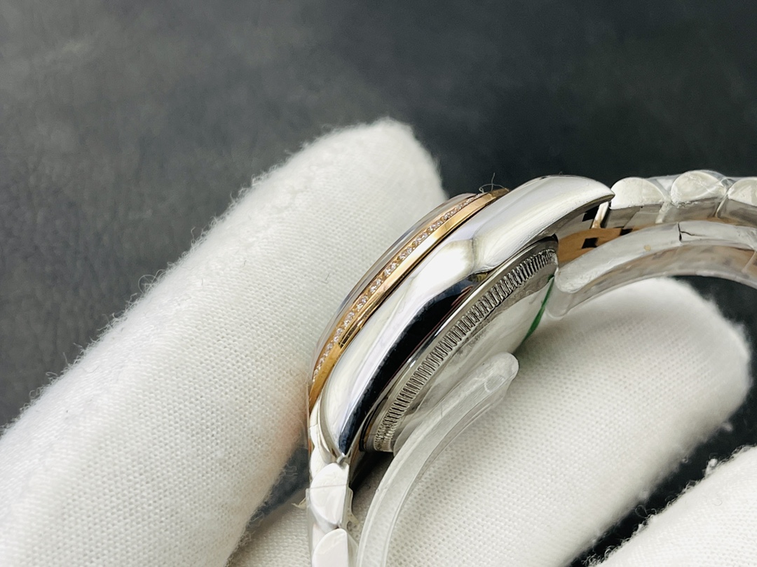 Rolex Datejust series (consistent with the original