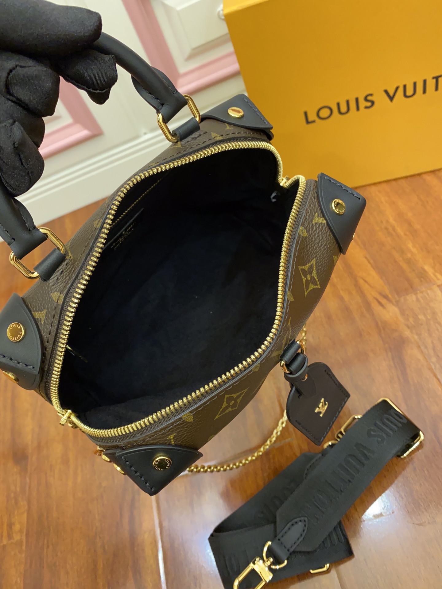 LV M45571 M45531 bag