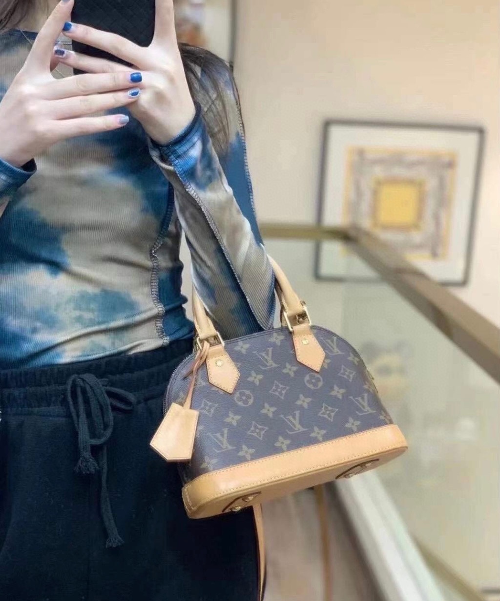 LV163284 bag