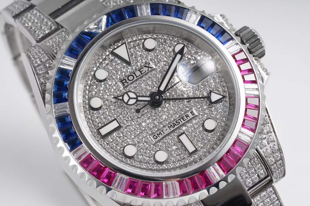 Rolex Greenwich-Master 116759 SAru-78209 Custom Edition with Diamonds on the Back