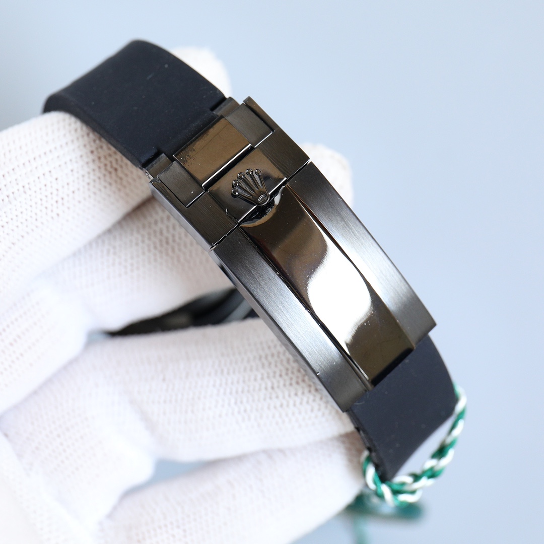 The latest version of the modified Rolex