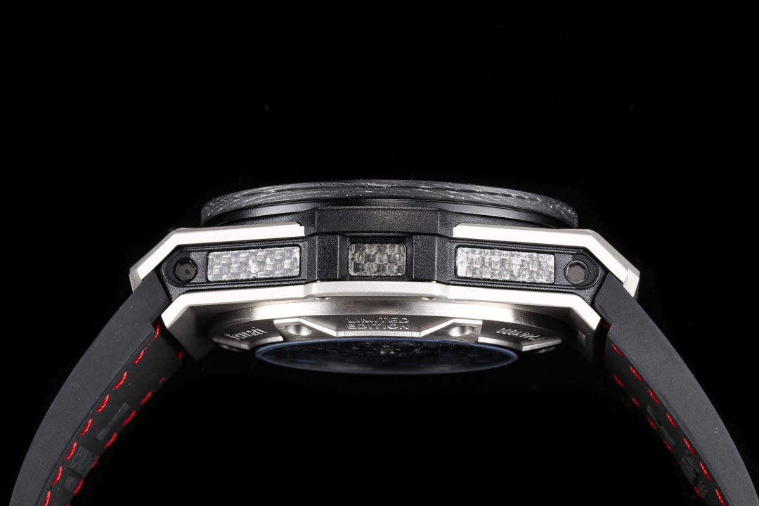 Hublot HUBLOT BANG series 401.OQ.0123.VR